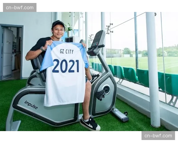 斯凯拉·迪金斯加盟芝加哥天空，带来2021年夺冠老臣阿祖拉·史蒂文斯