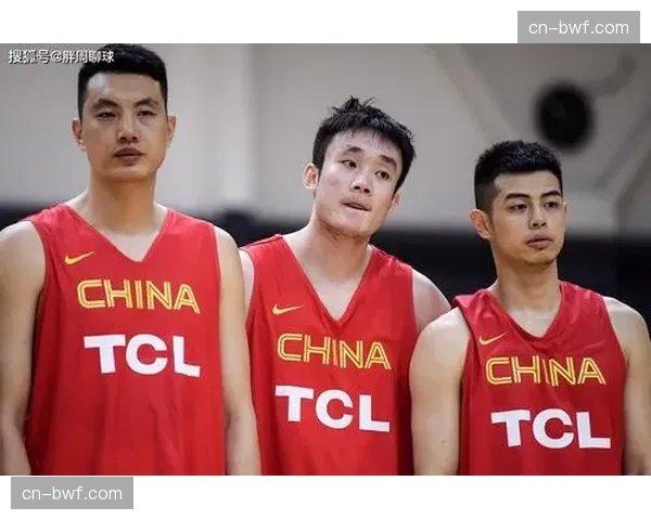 休赛期首笔重磅签约达成，深圳男篮成功续约核心后卫孙浩钦锁定未来